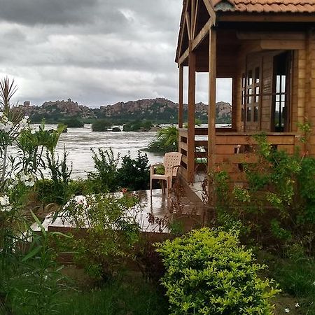 Leo Wodden Resort Hampi Exterior photo